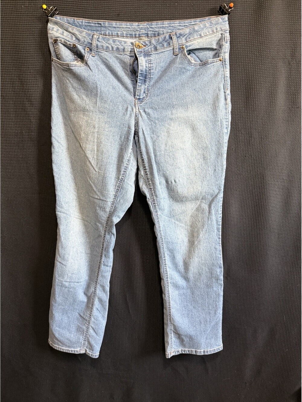 Natural Reflections Women’s Straight Leg Jeans Light Wash Size 18W